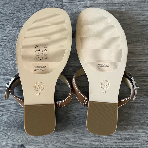 Michael Kors Ashton Flat Sandal Brown Leather Size 8.5 - Picture 5 of 7